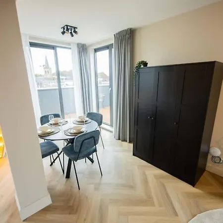 Alphabet Studio Penthouse Ks71